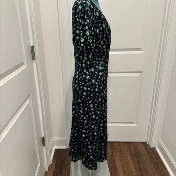 Betsy Johnson retro floral dress. - Picture 3 of 6